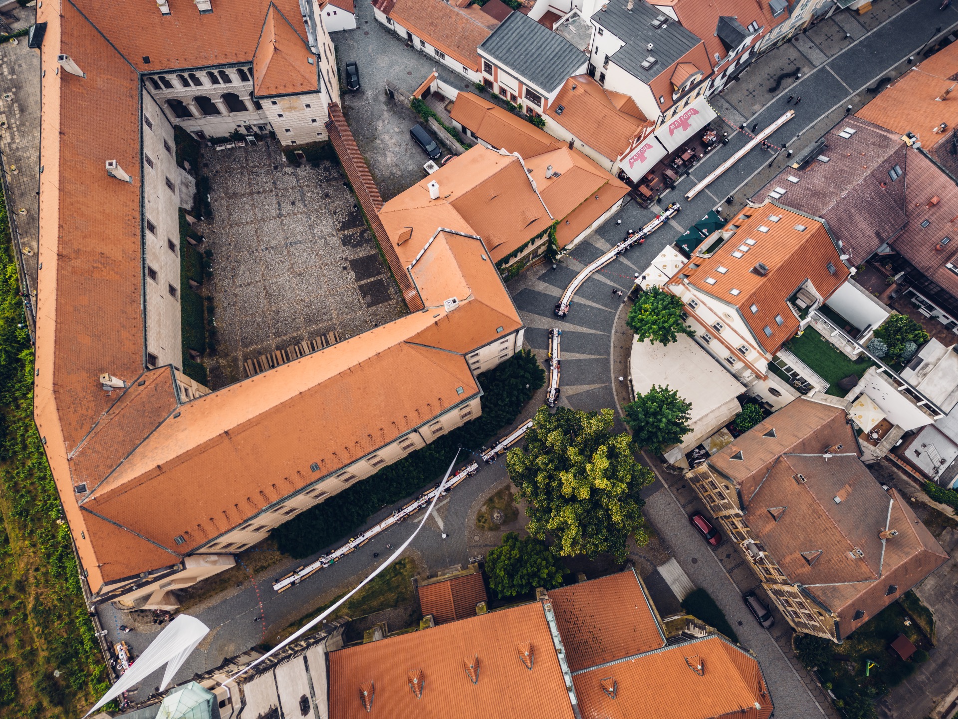 Fotografie 21 projektu Stoly nad soutokem/ Sousedská večeře na Mělníku